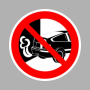 Motort járatni tilos!
